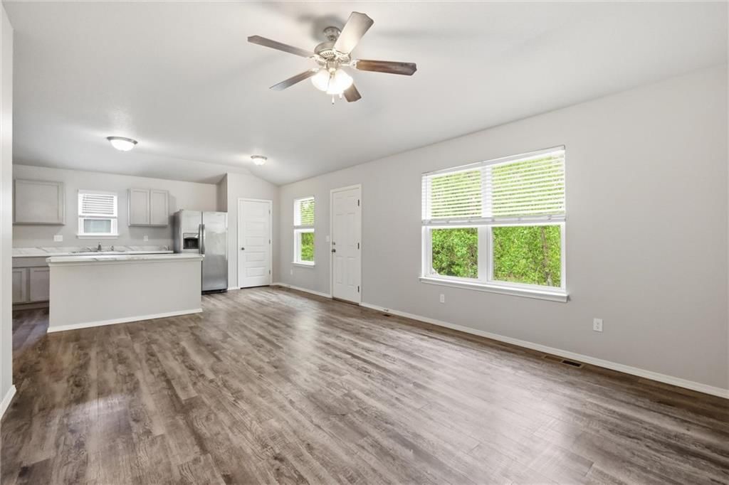 21407 W 216th Street — photo 6