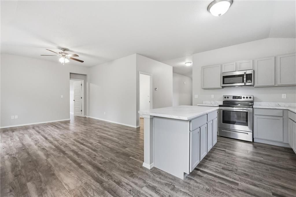 21407 W 216th Street — photo 9