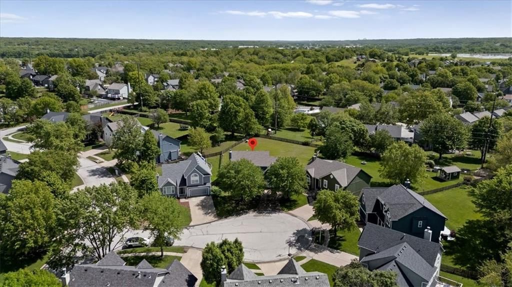 4905 Lone Elm Street — photo 5