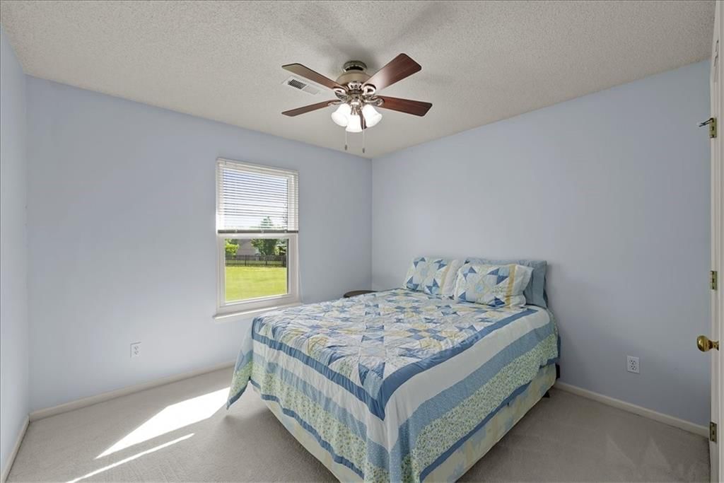 4905 Lone Elm Street — photo 27
