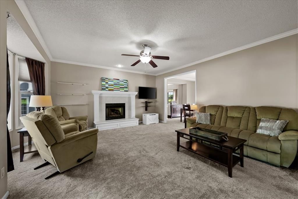 4905 Lone Elm Street — photo 31