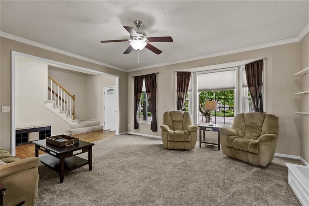 4905 Lone Elm Street — photo 32