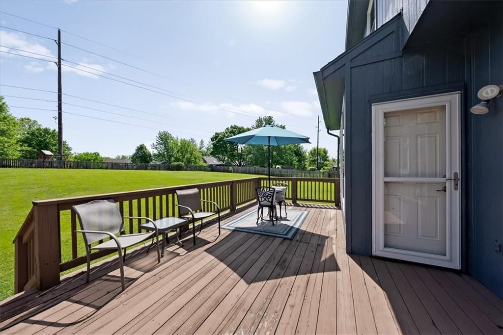 4905 Lone Elm Street — photo 37