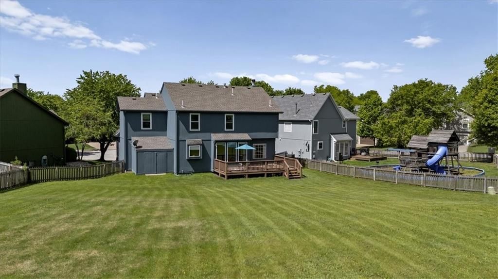 4905 Lone Elm Street — photo 38