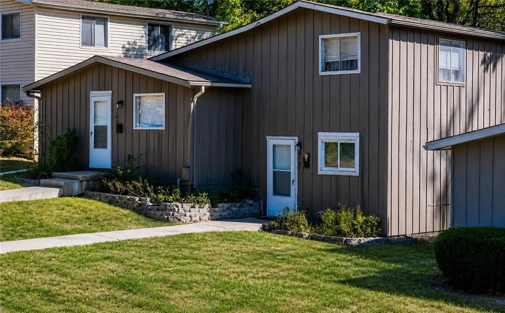 4025 Springfiel Springfield Street — photo 2