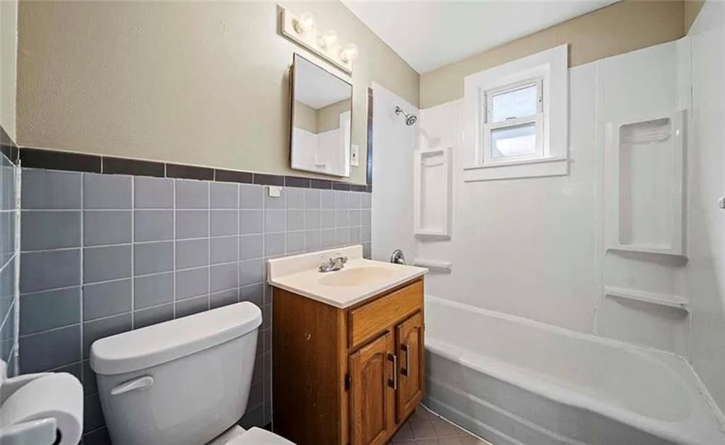 4025 Springfiel Springfield Street — photo 10