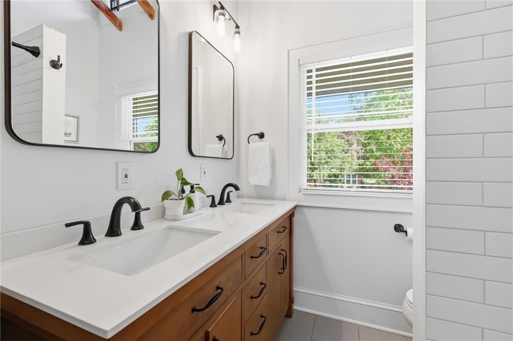 203 W 66th Terrace — photo 25