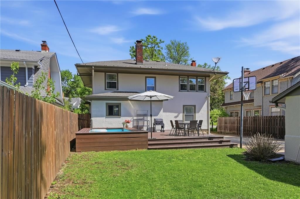 203 W 66th Terrace — photo 33