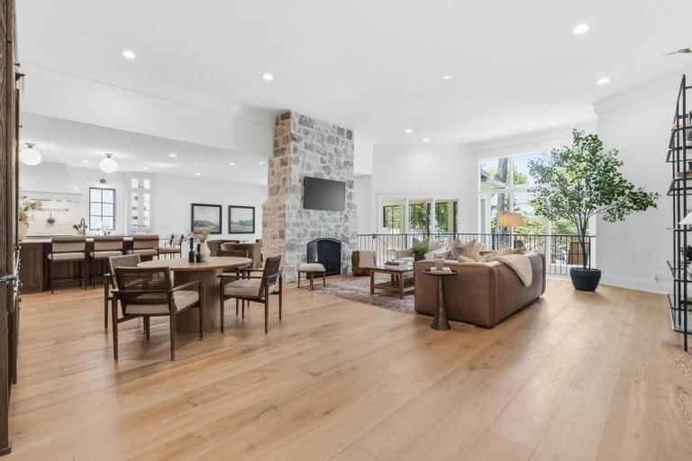 5244 W 115th Terrace — photo 4