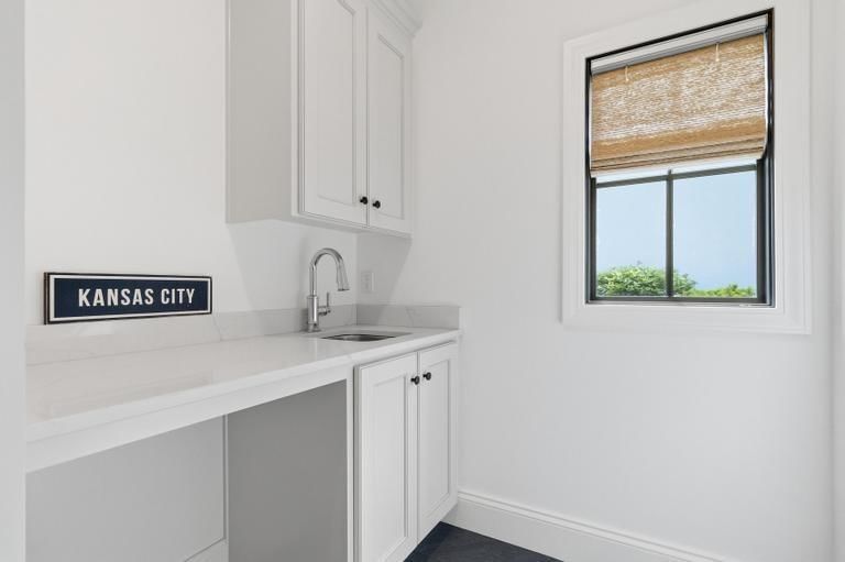 5244 W 115th Terrace — photo 35