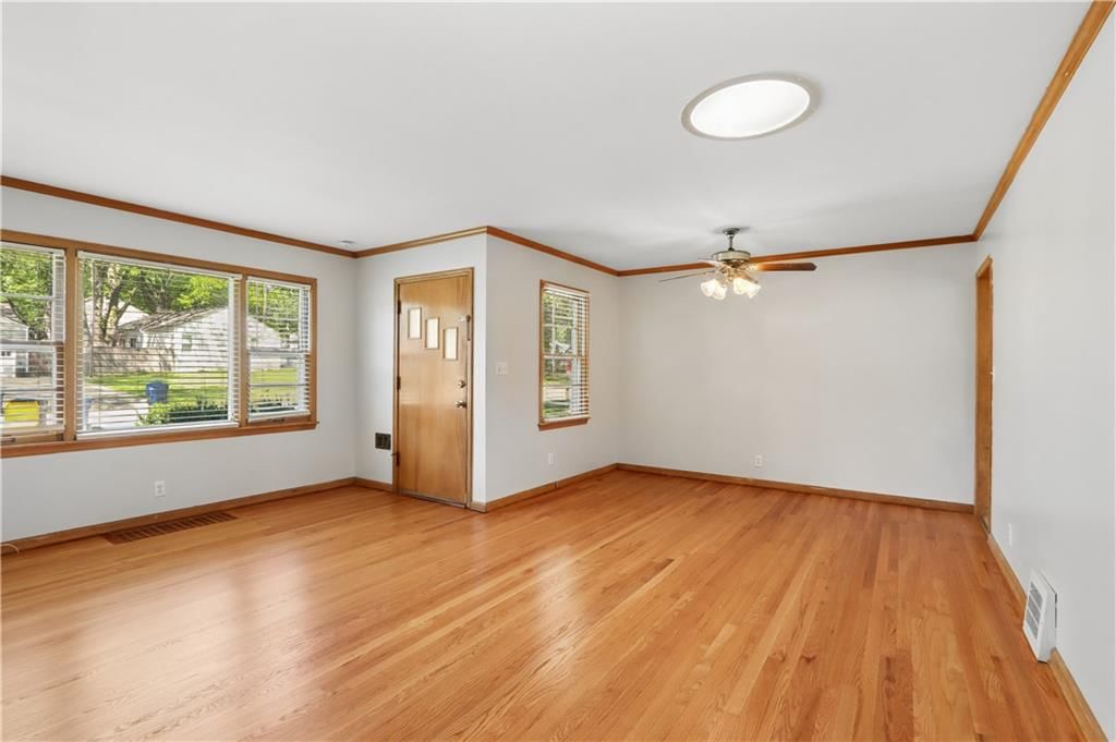 5605 Horton Street — photo 5