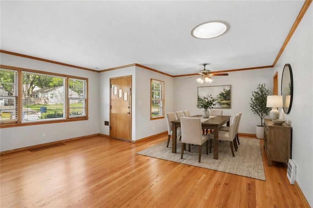 5605 Horton Street — photo 6