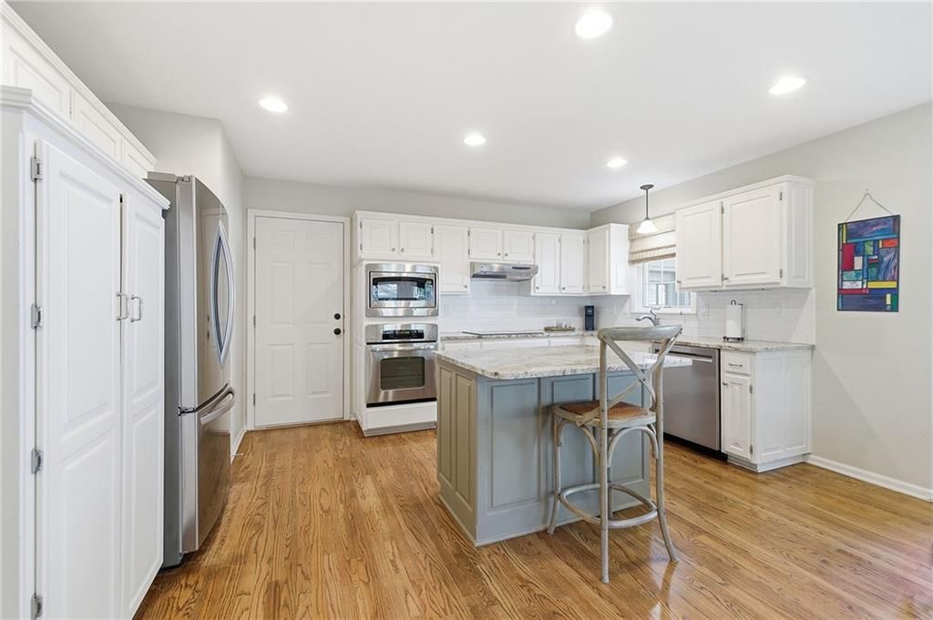 12110 Sagamore Road — photo 17