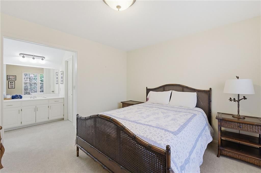12110 Sagamore Road — photo 40