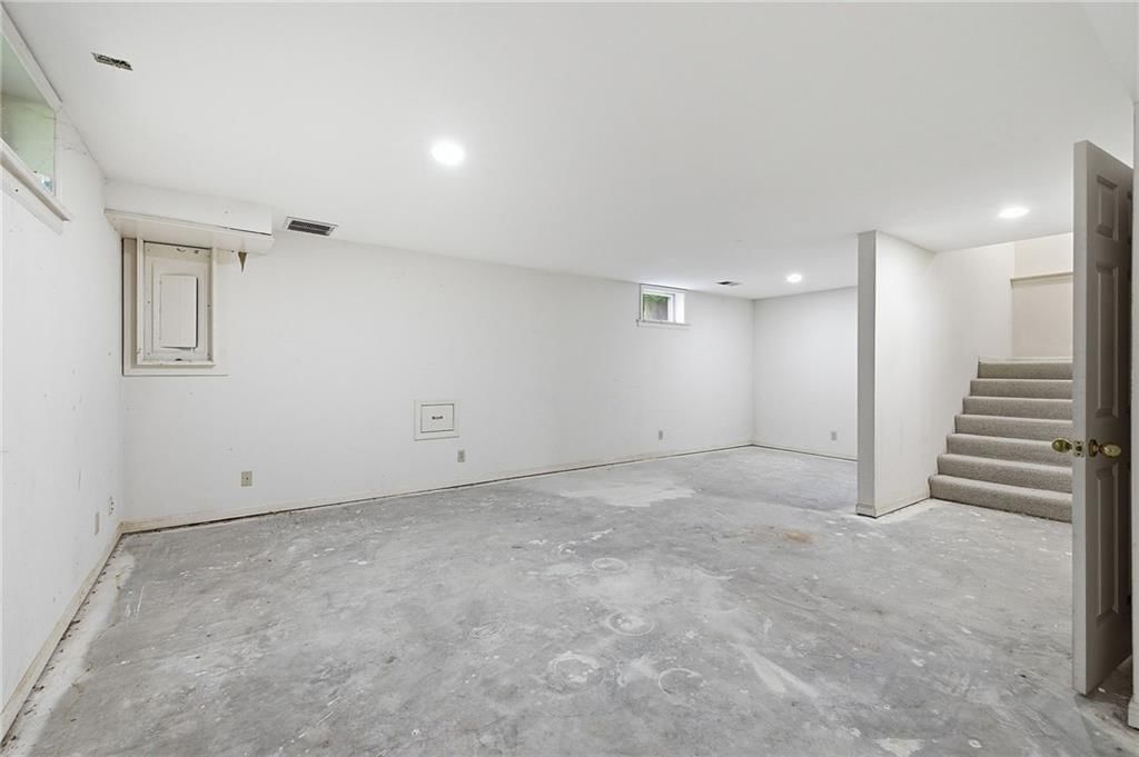 12110 Sagamore Road — photo 43