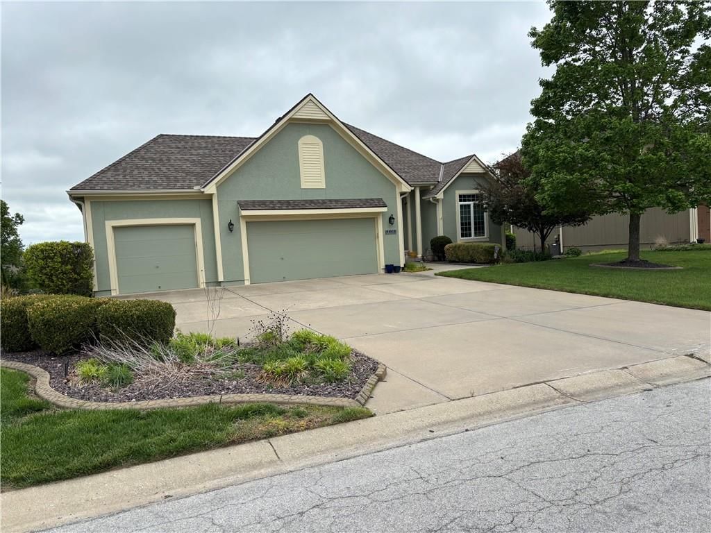 2536 SW KRISTIN Drive — photo 3