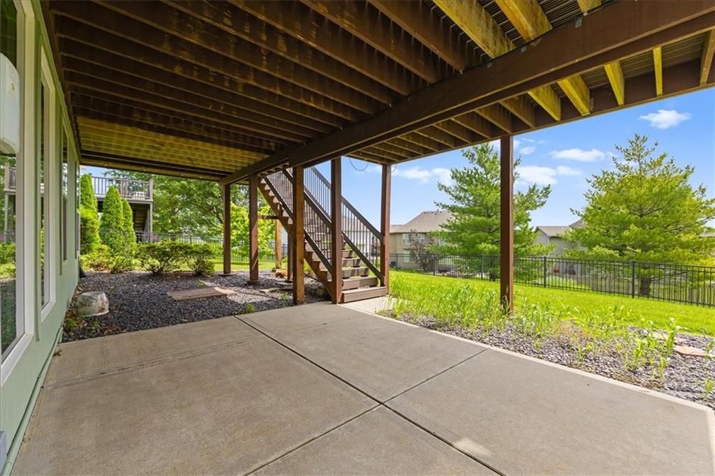 2536 SW KRISTIN Drive — photo 38