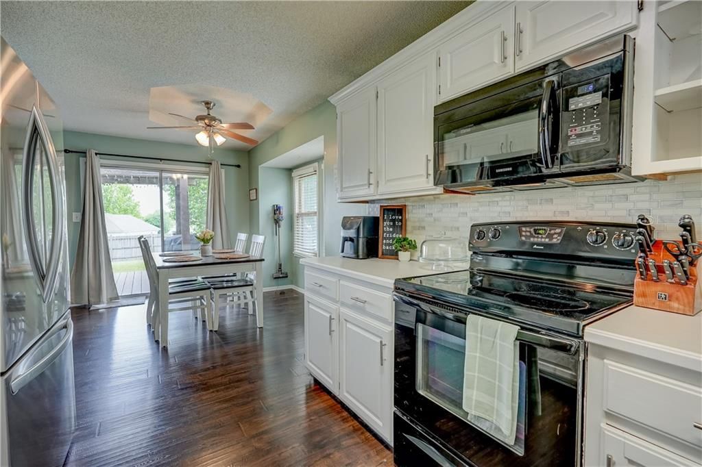 501 SW Whitestone Drive — photo 14