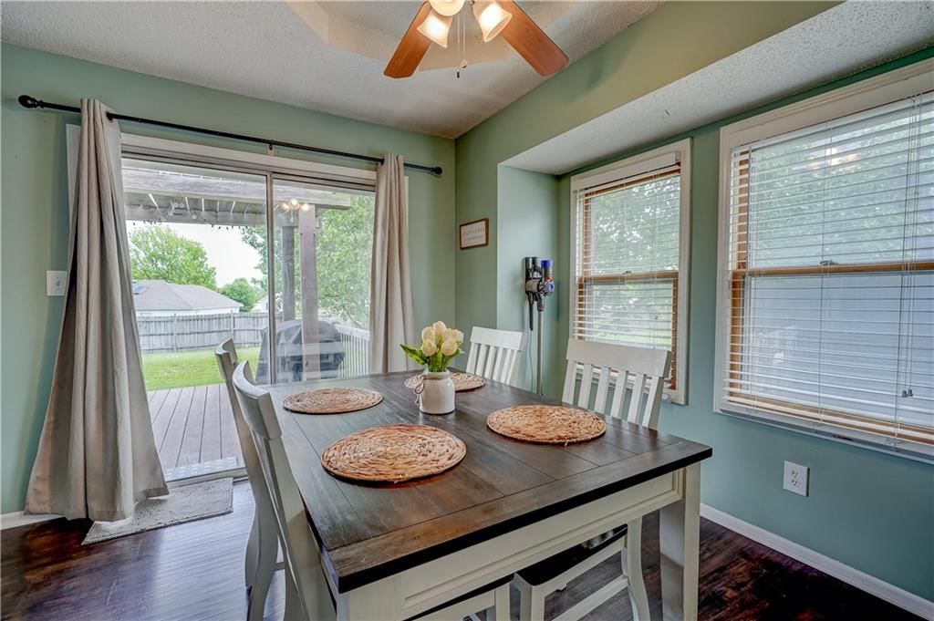 501 SW Whitestone Drive — photo 16