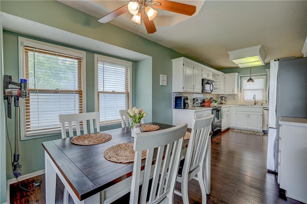 501 SW Whitestone Drive — photo 17