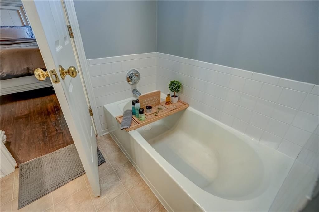 501 SW Whitestone Drive — photo 29