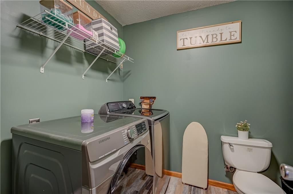 501 SW Whitestone Drive — photo 36