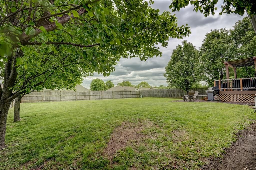 501 SW Whitestone Drive — photo 44