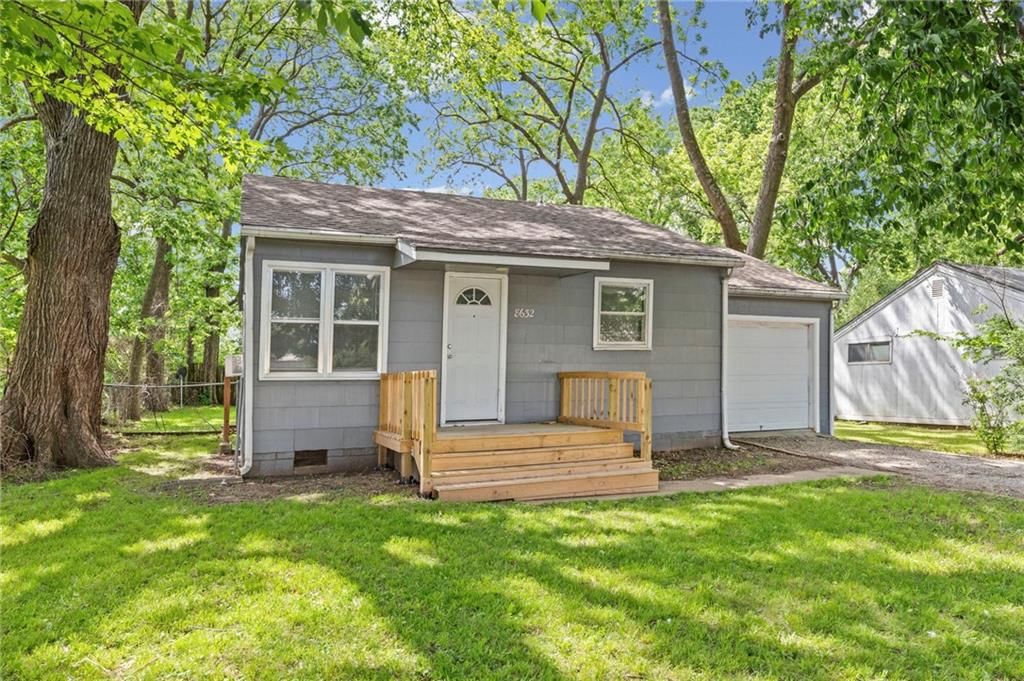 8632 HAYES Street — photo 1