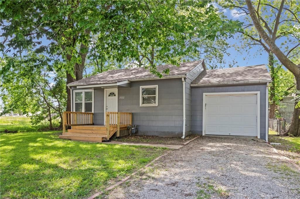 8632 HAYES Street — photo 3