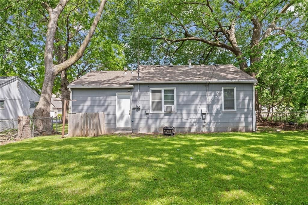 8632 HAYES Street — photo 15