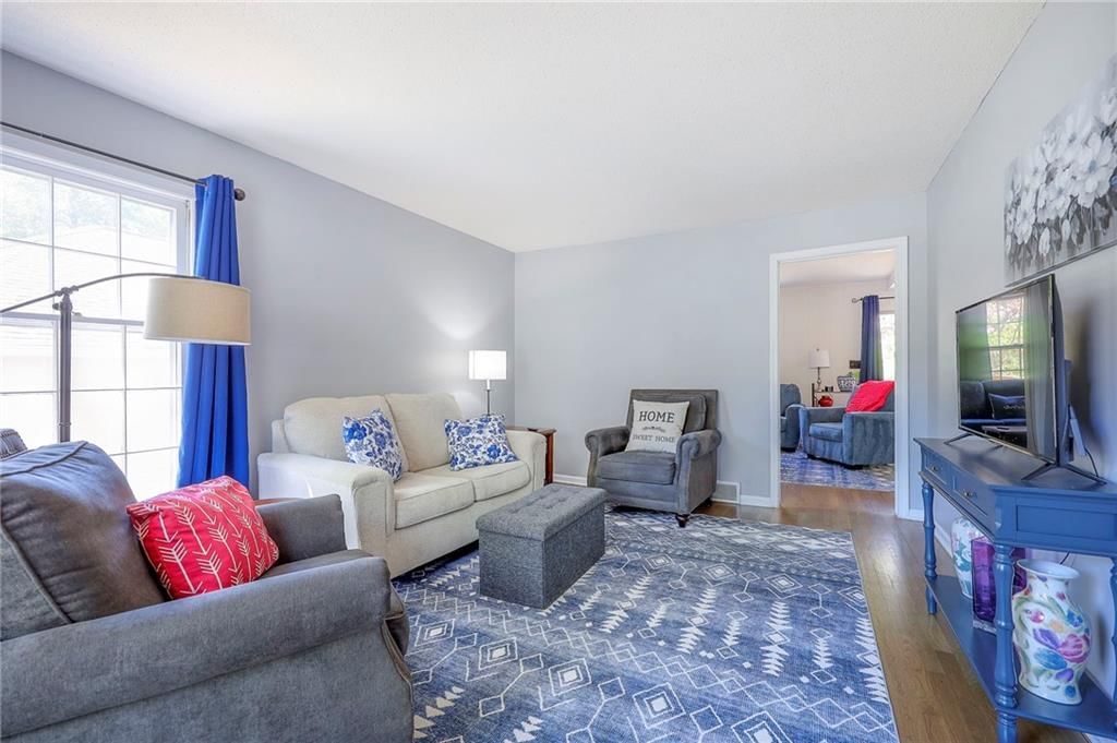 9724 Outlook Drive — photo 10