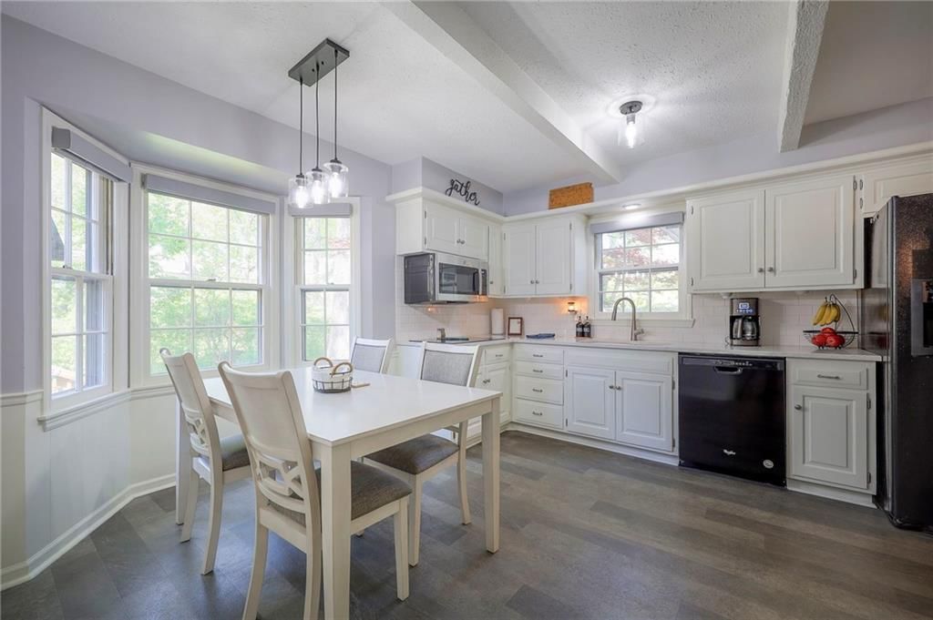 9724 Outlook Drive — photo 16