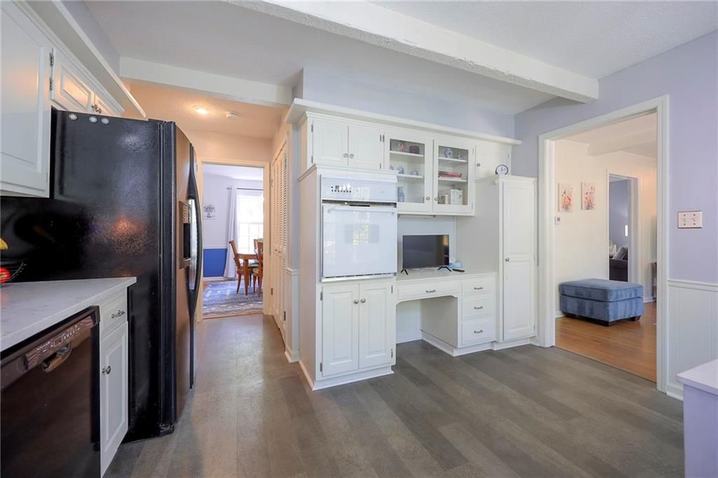 9724 Outlook Drive — photo 17