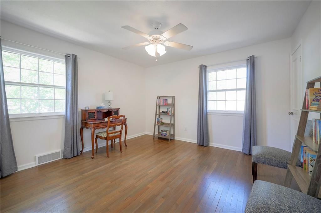 9724 Outlook Drive — photo 20