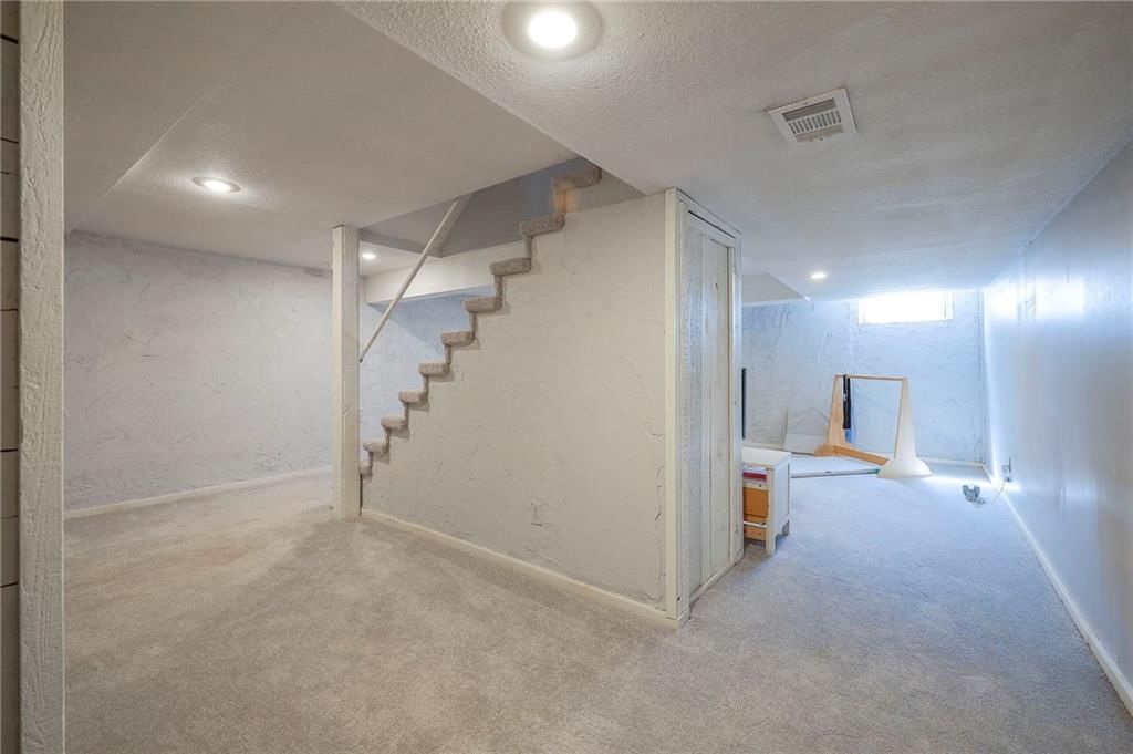 9724 Outlook Drive — photo 29