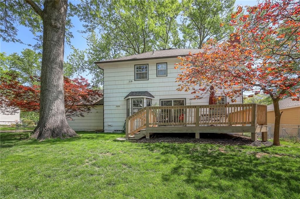 9724 Outlook Drive — photo 34