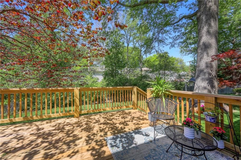 9724 Outlook Drive — photo 36