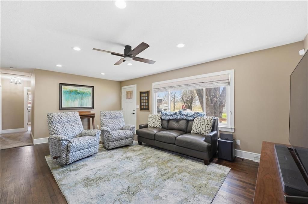 1604 Ridgeway Drive — photo 5