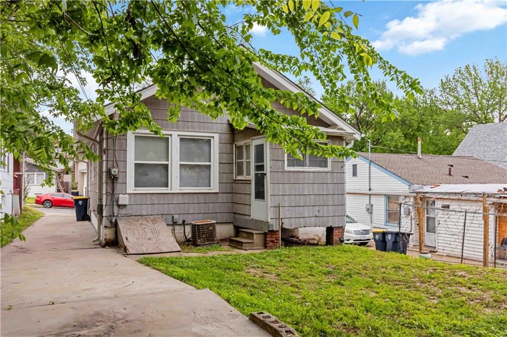 420 N Drury Avenue — photo 14