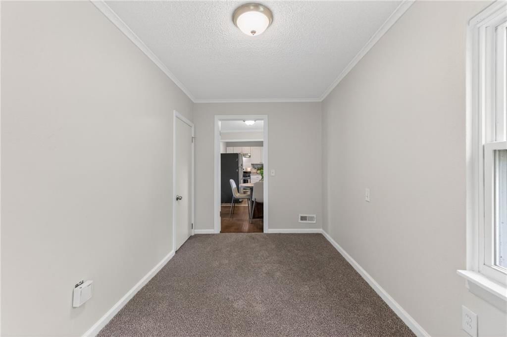 8522 Euclid Avenue — photo 15