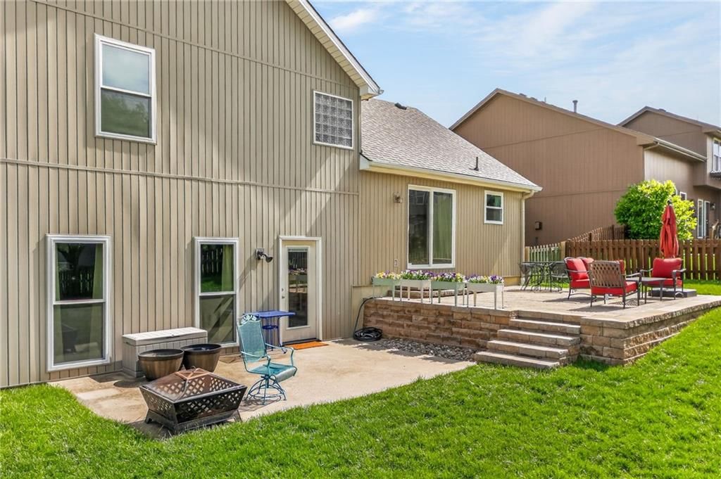 10722 N Lane Avenue — photo 32