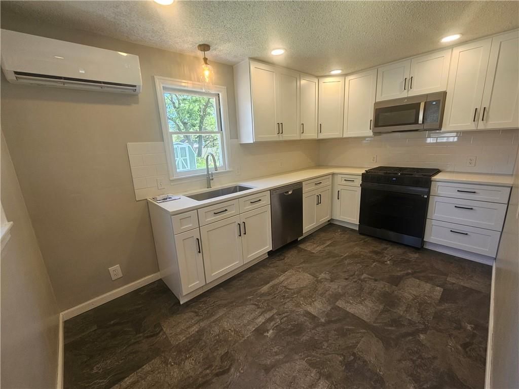 402 SW 17th Street — photo 7