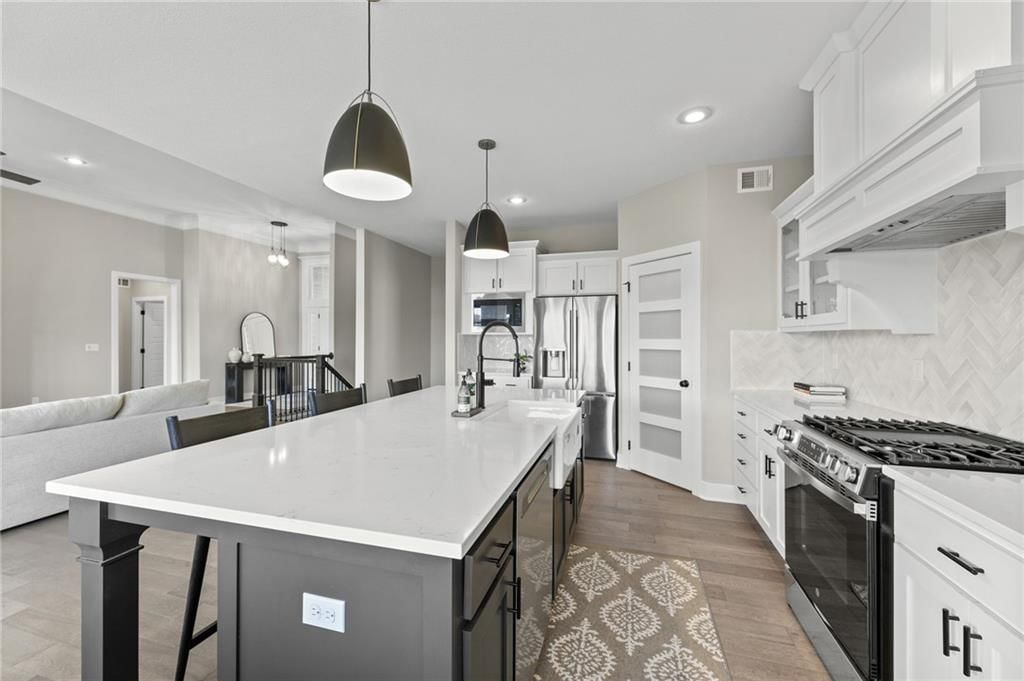25274 W 92nd Terrace — photo 25