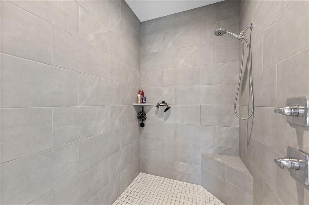 25274 W 92nd Terrace — photo 37