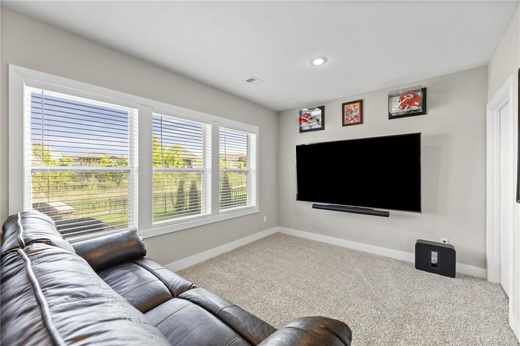 25274 W 92nd Terrace — photo 45