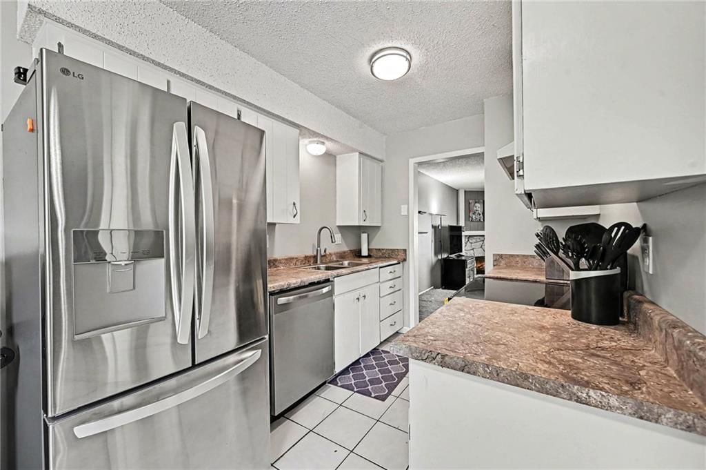 14064 W 88th Street — photo 8