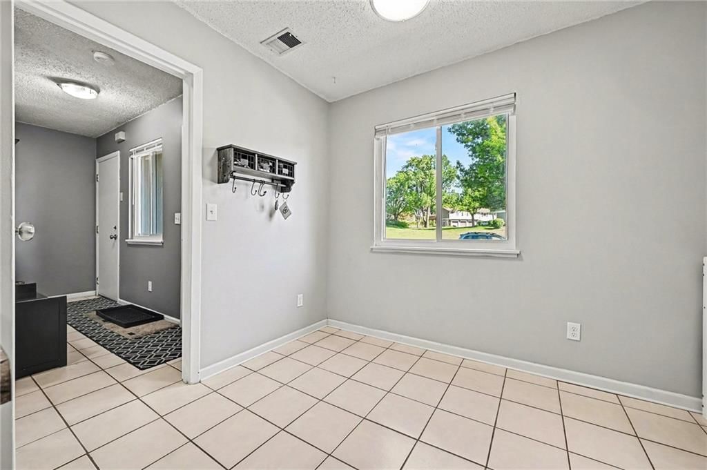 14064 W 88th Street — photo 9