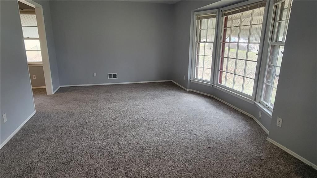 10319 Skiles Avenue — photo 4