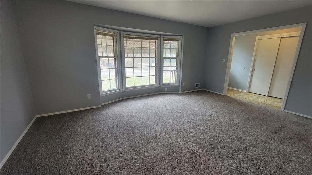 10319 Skiles Avenue — photo 5