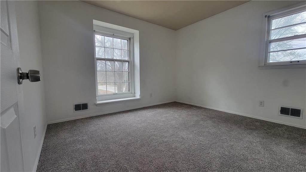 10319 Skiles Avenue — photo 11